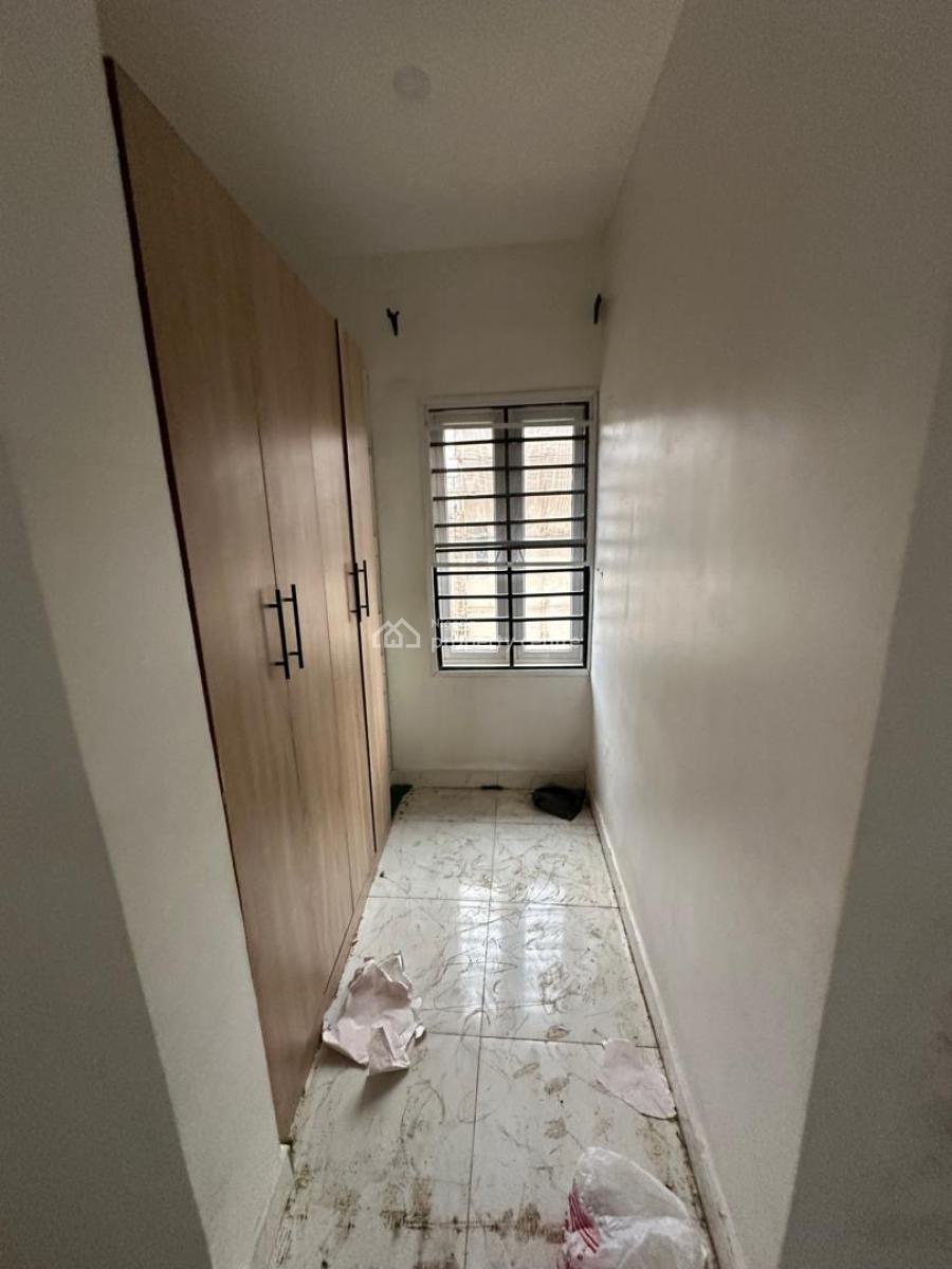 a Clean 3 Bedroom Apartment in a Good Location, Around Zartech, Wuye, Abuja, Flat / Apartment for Rent