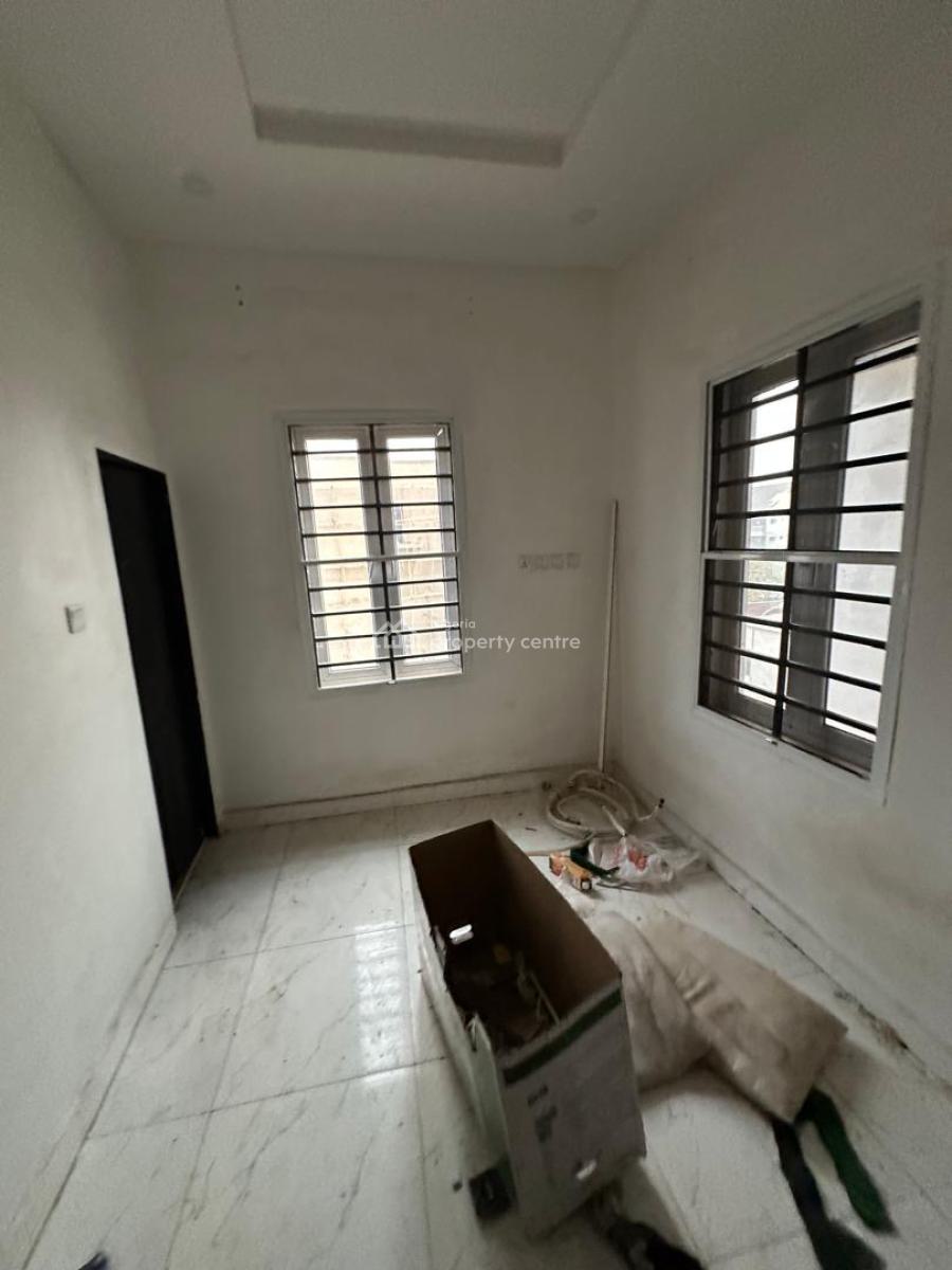 a Clean 3 Bedroom Apartment in a Good Location, Around Zartech, Wuye, Abuja, Flat / Apartment for Rent