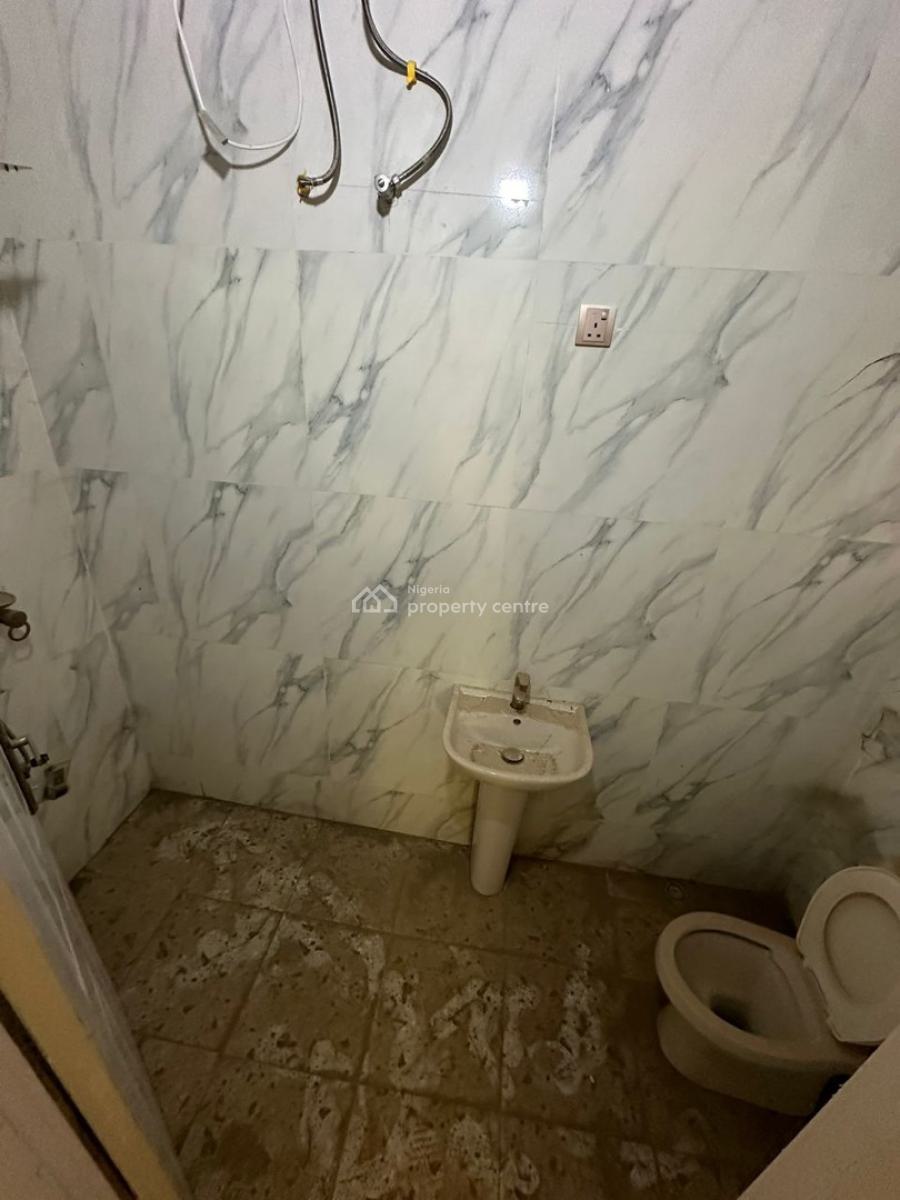 Beautiful 9 Units of 3 Bedrooms Apartment, C of O, Tarred Road, By American International Sch, Durumi, Abuja, Flat / Apartment for Sale