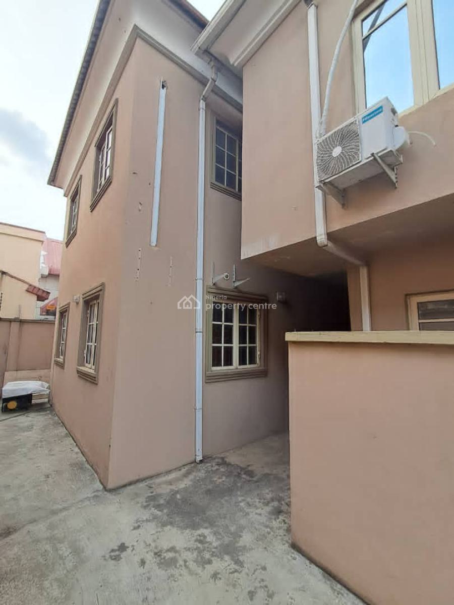 3 Bedroom Flat, Gra Phase 2, Magodo, Lagos, Flat / Apartment for Rent