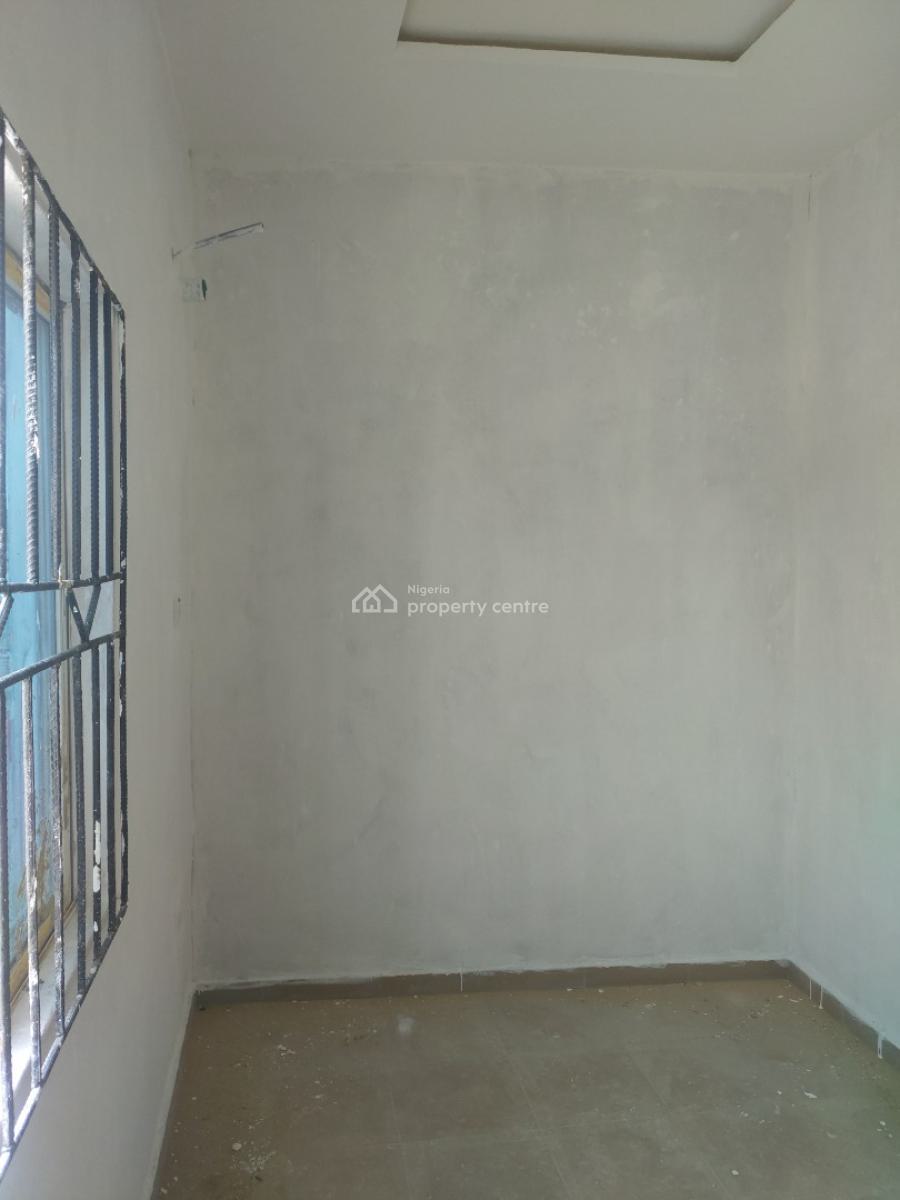 1 Bedroom Mini Flat, Omole Phase 2, Ikeja, Lagos, Mini Flat (room and Parlour) for Rent