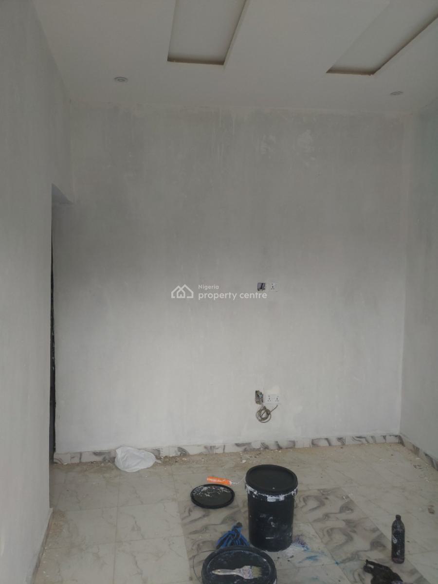 1 Bedroom Mini Flat, Omole Phase 2, Ikeja, Lagos, Mini Flat (room and Parlour) for Rent