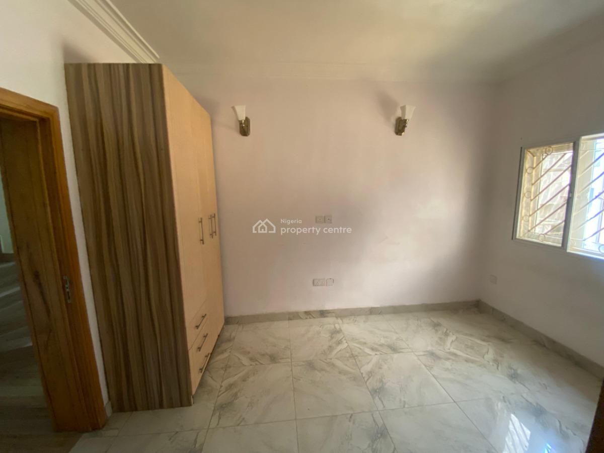 Clean 4 Bedroom Terrace Duplex, Osapa, Lekki, Lagos, Terraced Duplex for Rent