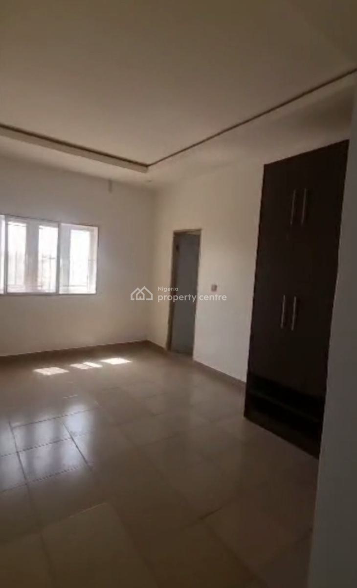 Spacious Standard 3 Bedroom Apartment with Acs, Airport Road Junction, Jabi, Abuja, Flat / Apartment for Rent