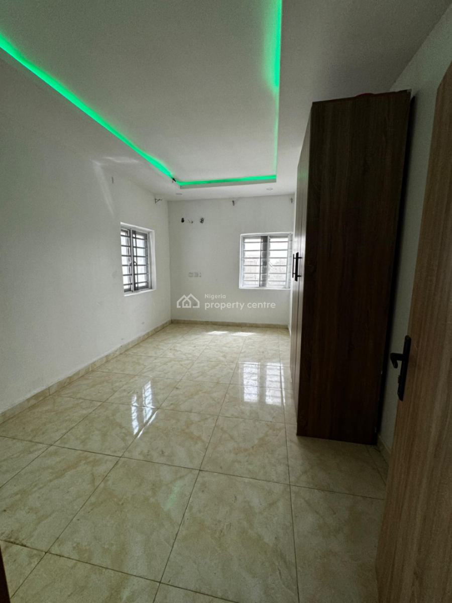3 Bedrooms Flat, Sadiq Umar Street, Jahi, Abuja, Flat / Apartment for Rent