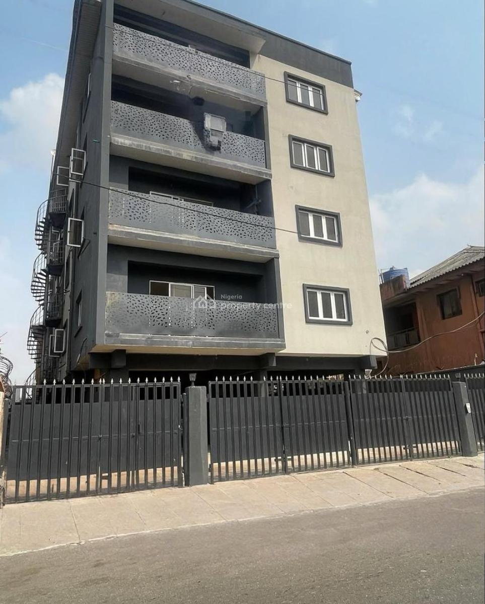 Lovely Finished 3 Bedroom Apartment, Off Randle Avenue, Surulere, Lagos, Flat / Apartment for Sale