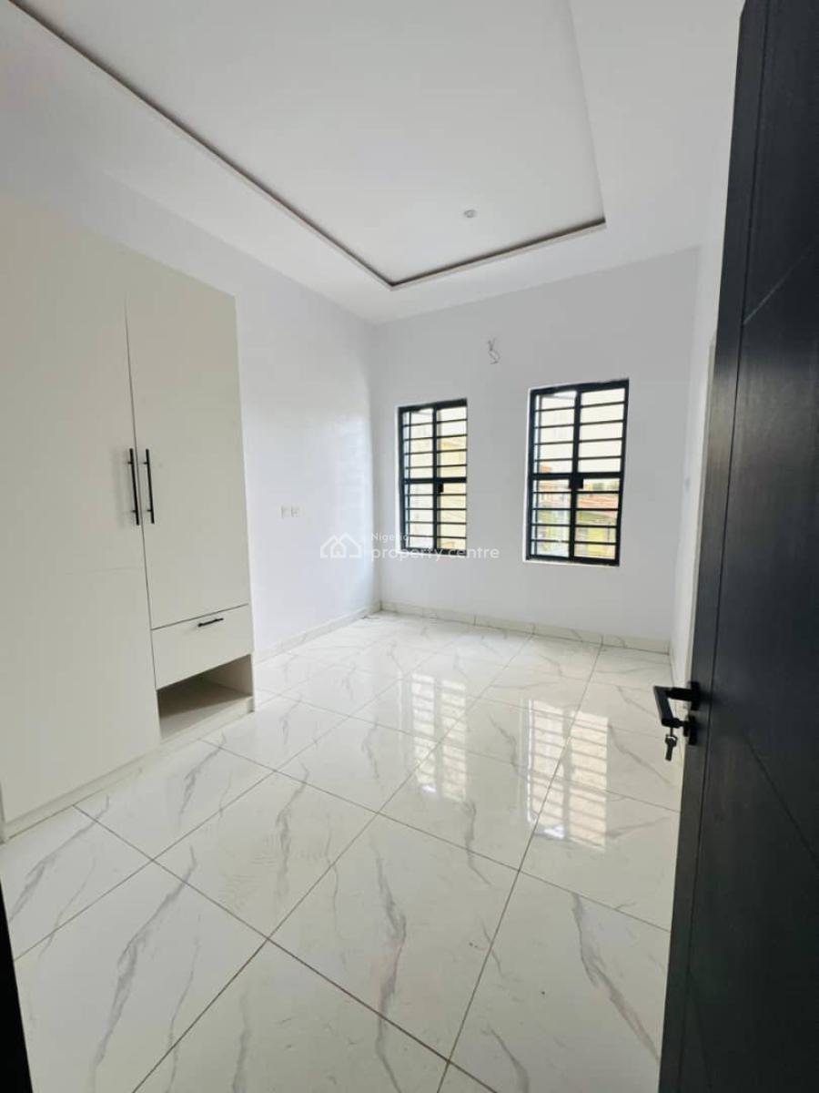 Newly Built 3 Bedroom Apartments, Surulere, Lagos, Flat / Apartment for Sale