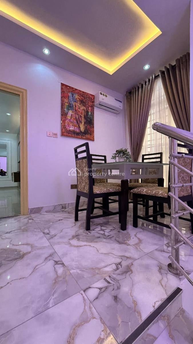 Luxury Self Contain Apartment (2 Beds in One Room)), Lekki County, Ikota, Lekki, Lagos, Self Contain (single Rooms) Short Let