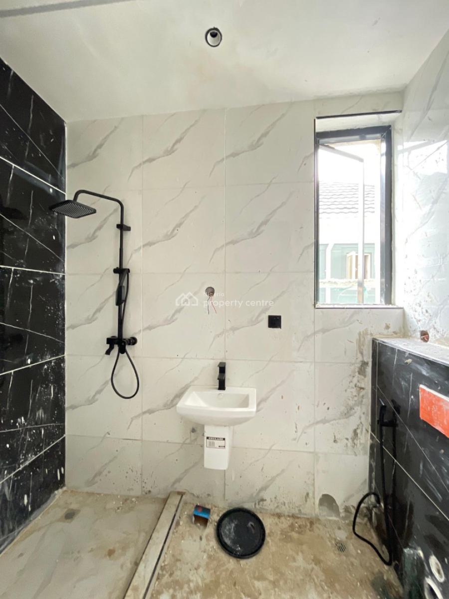 Fully Serviced 3 Bedroom Apartment with Pool,elevator,gym and Bq, Ikate, Lekki, Lagos, Block of Flats for Sale