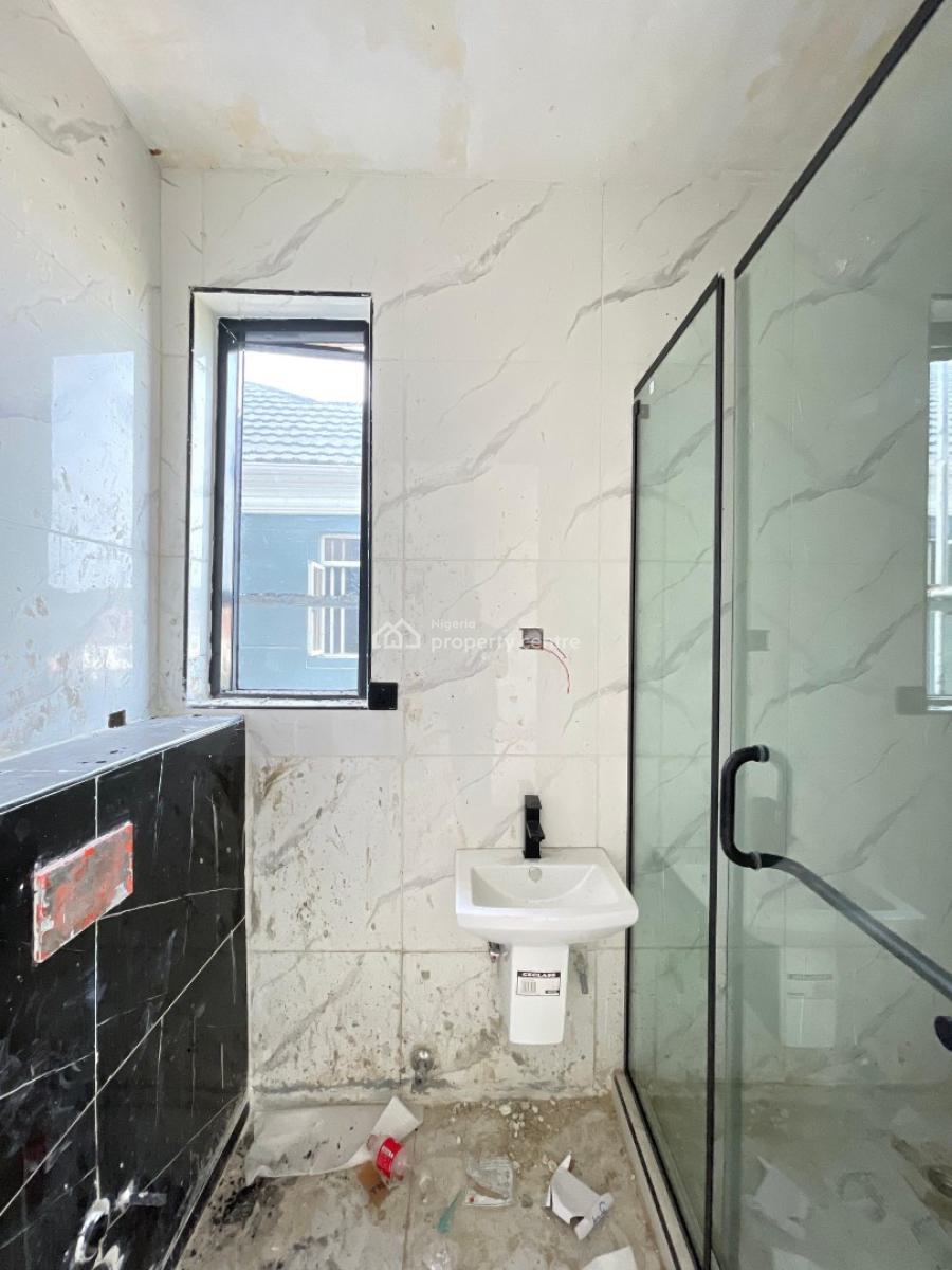 Fully Serviced 3 Bedroom Apartment with Pool,elevator,gym and Bq, Ikate, Lekki, Lagos, Block of Flats for Sale