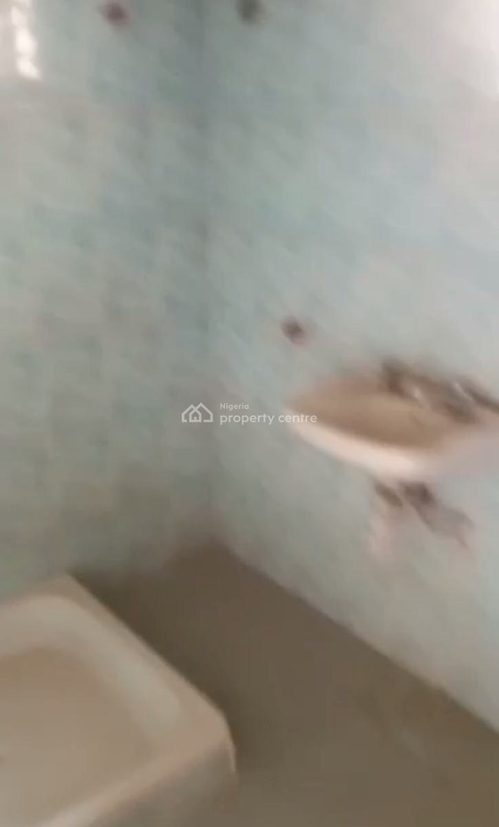 3 Bedroom Bungalow Alone in Compound., 6th Avenue, Gwarinpa, Abuja, Detached Bungalow for Rent