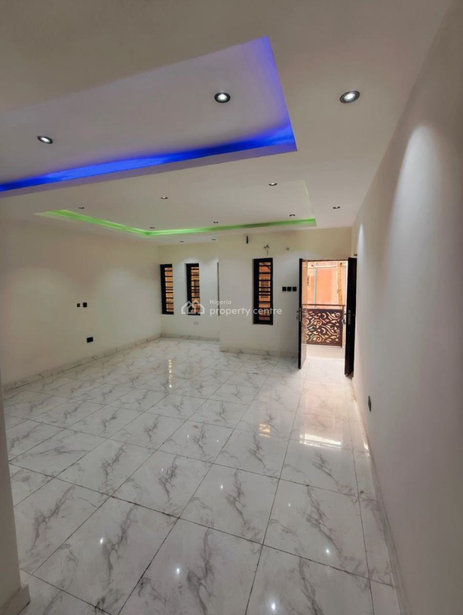 Clean 3 Bedroom Apartment with Ample Space, Gbagada, Lagos, House for Sale