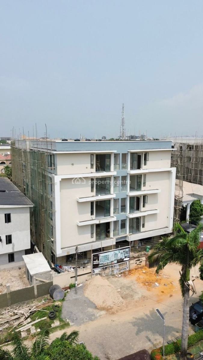 Audacious 2 Bedrooms with Elevator and Gym, Lekki Phase 1, Lekki, Lagos, Flat / Apartment for Sale