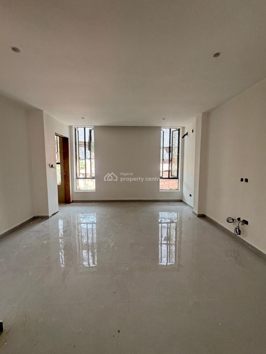 Audacious 2 Bedrooms with Elevator and Gym, Lekki Phase 1, Lekki, Lagos, Flat / Apartment for Sale