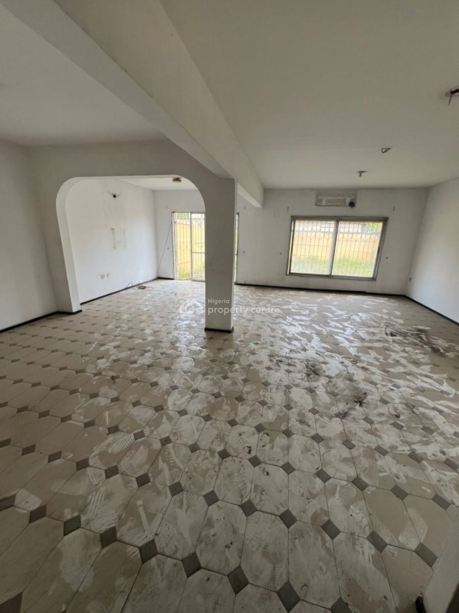 4 Bedrooms Semi-detached House, Danny Estate, Adekunle, Yaba, Lagos, Semi-detached Duplex for Sale