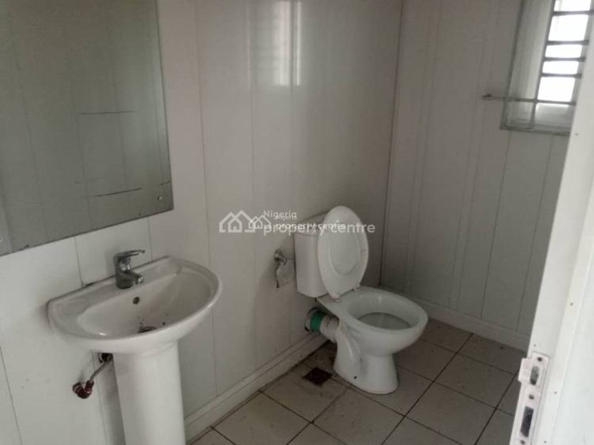 a Lovely 4 Bedroom Terrace Duplex with Bq, Royal Sanderton Estate, Saint Agnes, Yaba, Lagos, Terraced Duplex for Sale