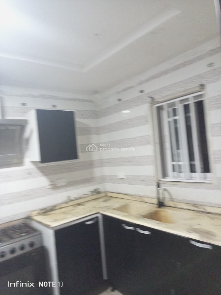 Luxury 2 Bedroom Apartment Upstairs, Off New Road Etiosa, Igbo Efon, Lekki, Lagos, Flat / Apartment for Rent