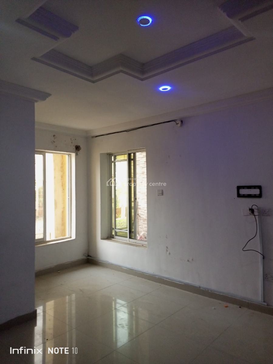 Luxury 2 Bedroom Apartment Upstairs, Off New Road Etiosa, Igbo Efon, Lekki, Lagos, Flat / Apartment for Rent