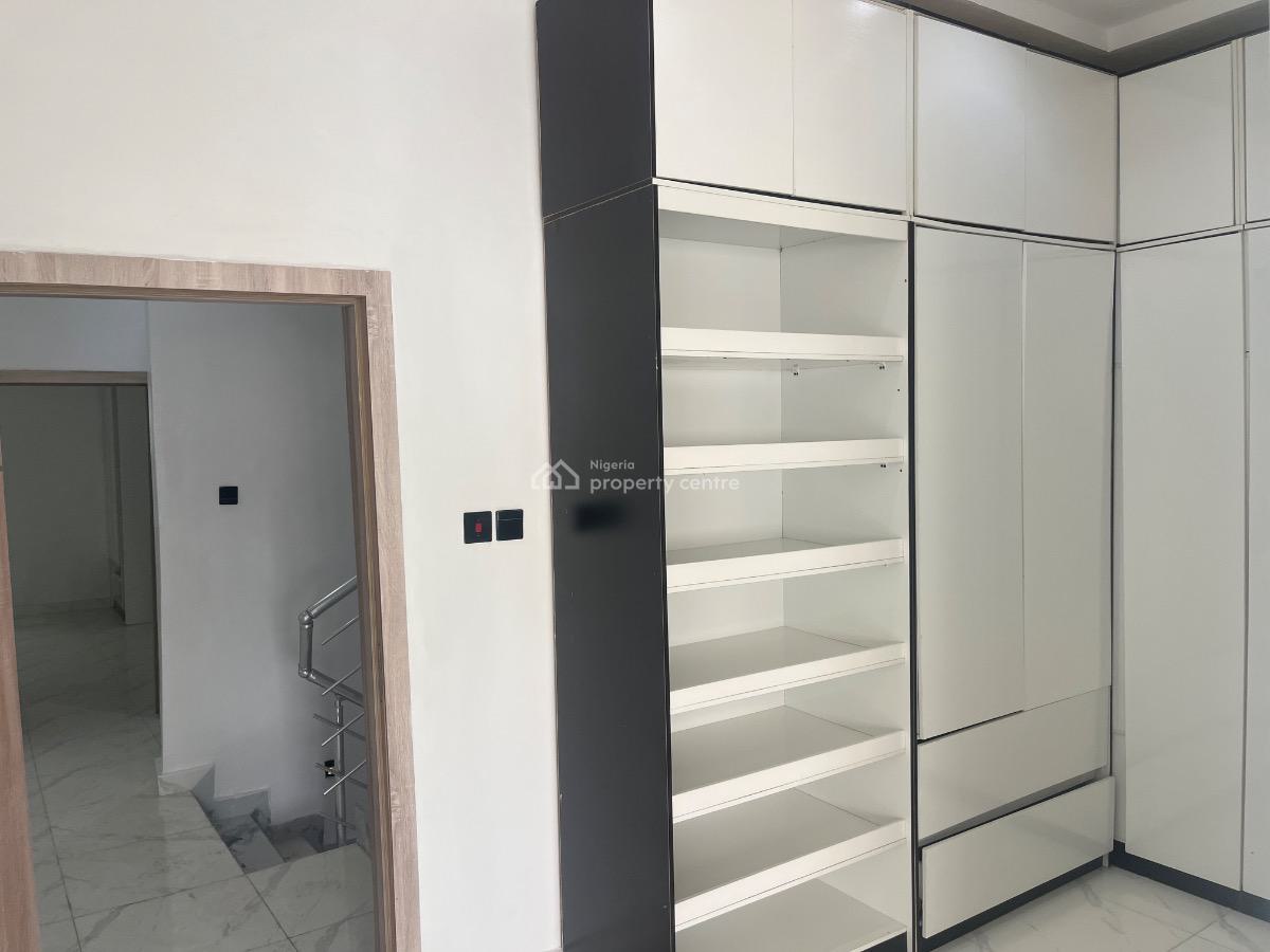 Brand New Well Crafted 5 Bedroom Fully Detached House with 2 Rooms, Ologolo, Lekki, Lagos, Detached Duplex for Sale