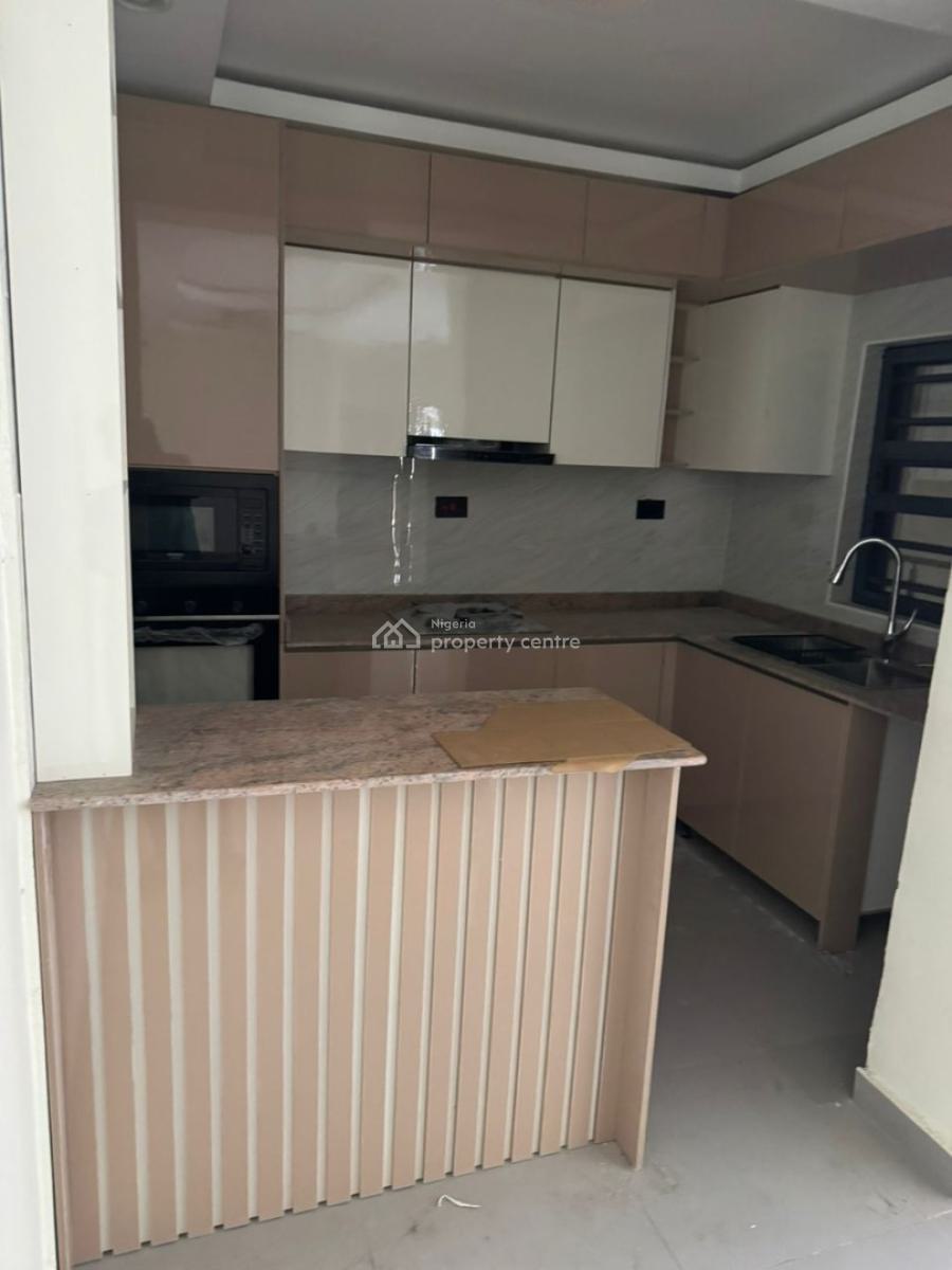 Newly Built 2 Bedroom Apartment Fully Serviced, Off Gbangbala Street, Ikate Elegushi, Lekki, Lagos, Flat / Apartment for Rent