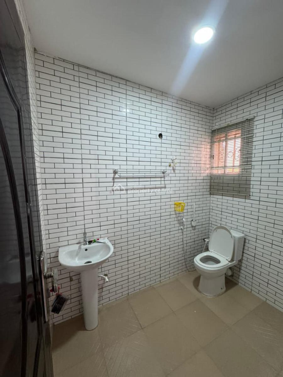 2 Bedroom Apartment, Palace Estate, Akala Way Akobo., Akobo, Ibadan, Oyo, Flat / Apartment for Rent