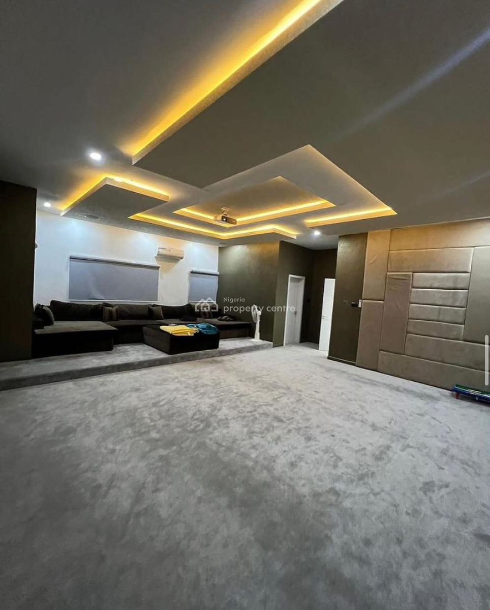 5 Bedrooms Detached Duplex with Guest Charlet, Guzape District, Abuja, Detached Duplex for Sale