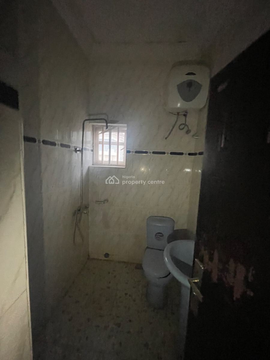 Solidly Built, Well Finished 3 Bedrooom Flat, Dawaki, Gwarinpa, Abuja, Flat / Apartment for Sale