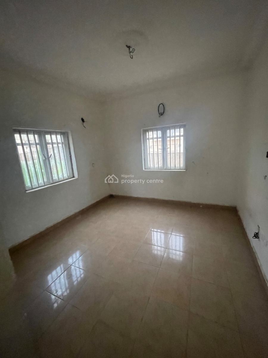 Solidly Built, Well Finished 3 Bedrooom Flat, Dawaki, Gwarinpa, Abuja, Flat / Apartment for Sale