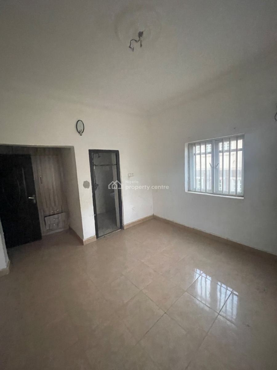 Solidly Built, Well Finished 3 Bedrooom Flat, Dawaki, Gwarinpa, Abuja, Flat / Apartment for Sale