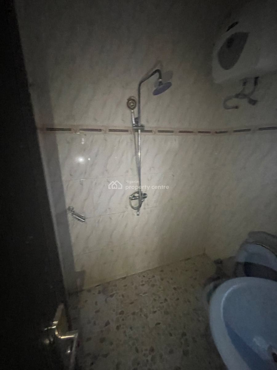 Solidly Built, Well Finished 3 Bedrooom Flat, Dawaki, Gwarinpa, Abuja, Flat / Apartment for Sale