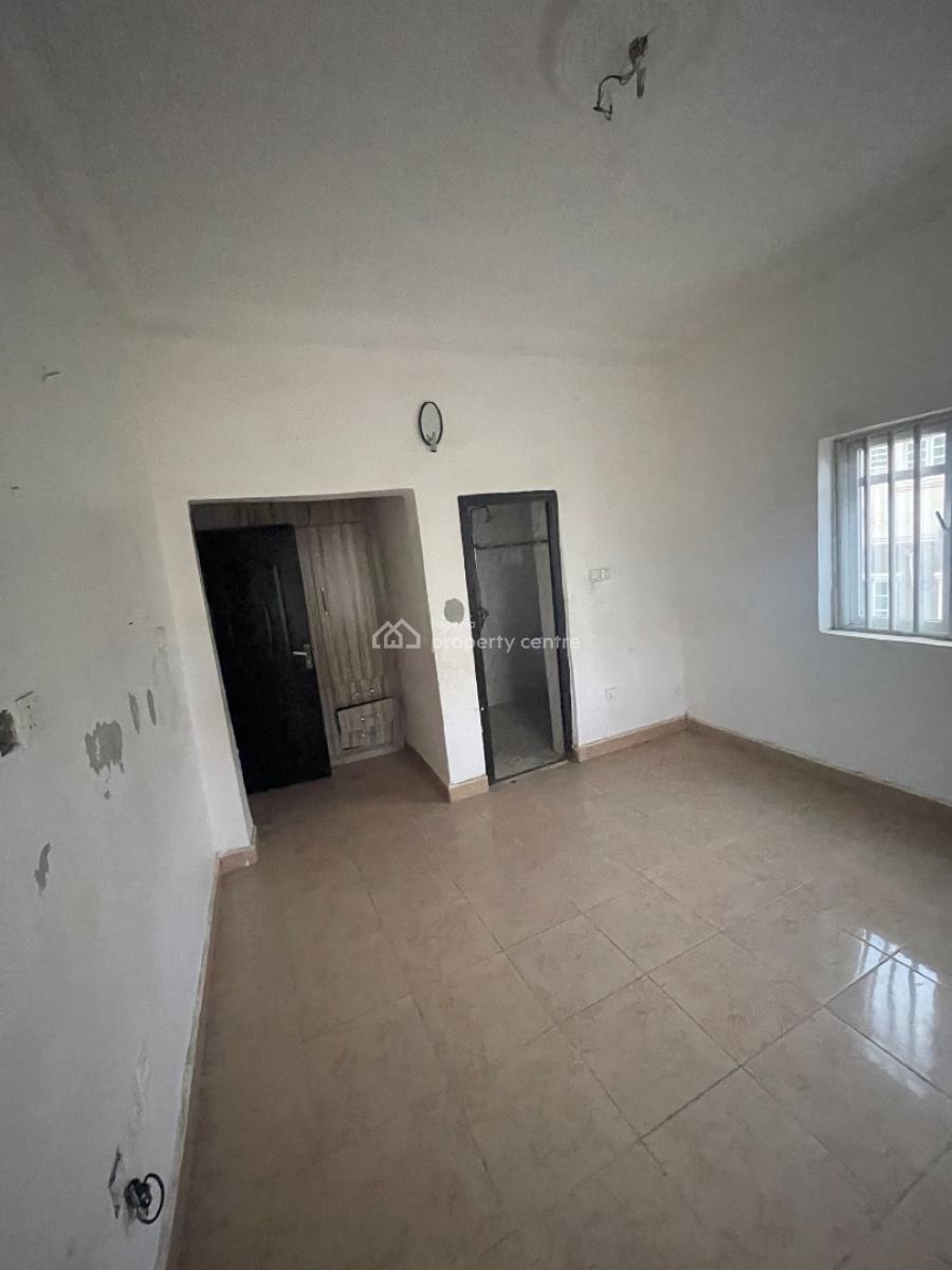 Solidly Built, Well Finished 3 Bedrooom Flat, Dawaki, Gwarinpa, Abuja, Flat / Apartment for Sale