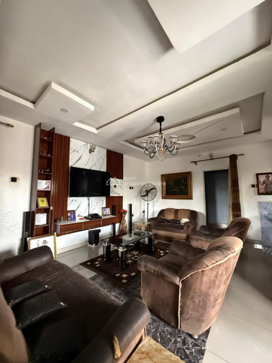 Bungalow Home of 3 Bedroom and 1 Bedroom Flats, Alakahia, Port Harcourt, Rivers, Detached Bungalow for Sale