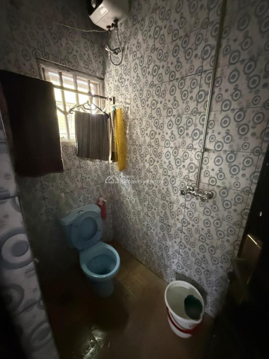 Bungalow Home of 3 Bedroom and 1 Bedroom Flats, Alakahia, Port Harcourt, Rivers, Detached Bungalow for Sale