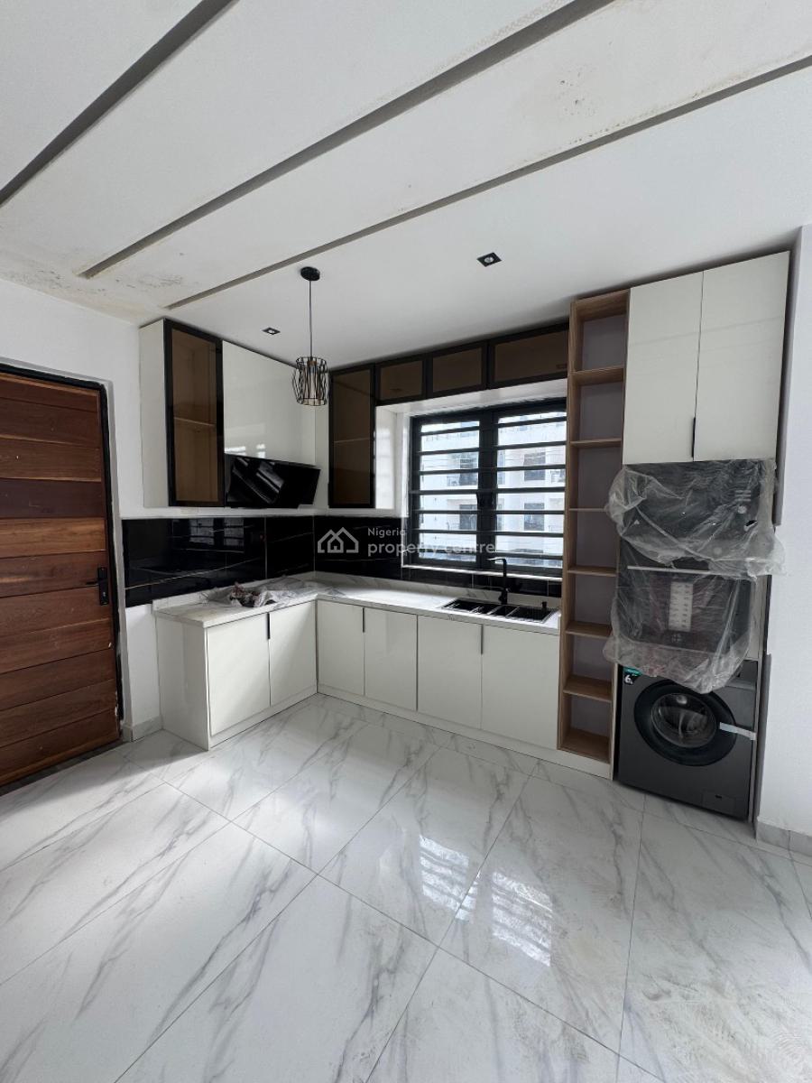 Aesthetically Pleasing 2 Bedroom Apartment with Pool, Gym and Elevator, Ikate, Lekki, Lagos, Block of Flats for Sale