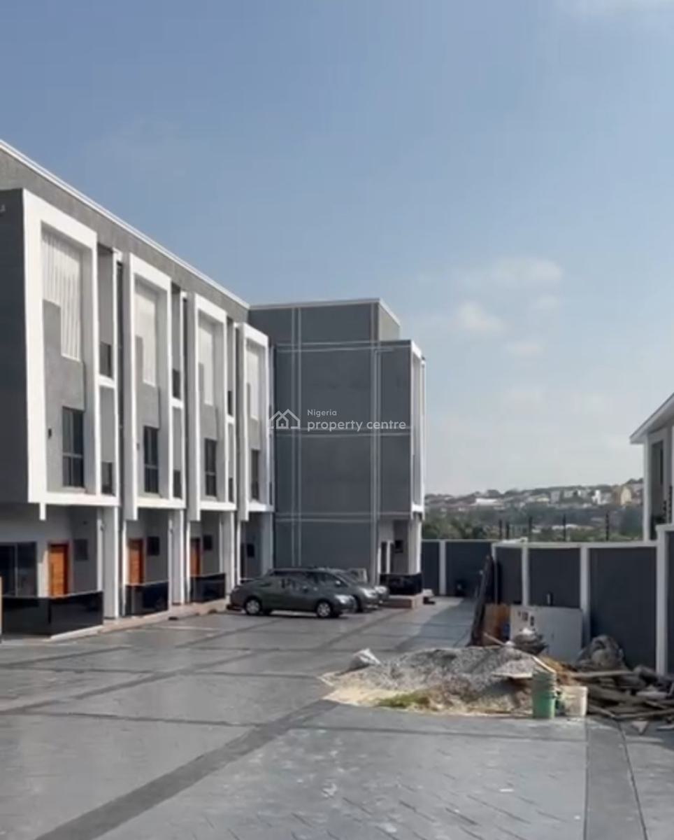 4 Bedroom Terrace, Gra Phase 2, Magodo, Lagos, Terraced Duplex for Sale