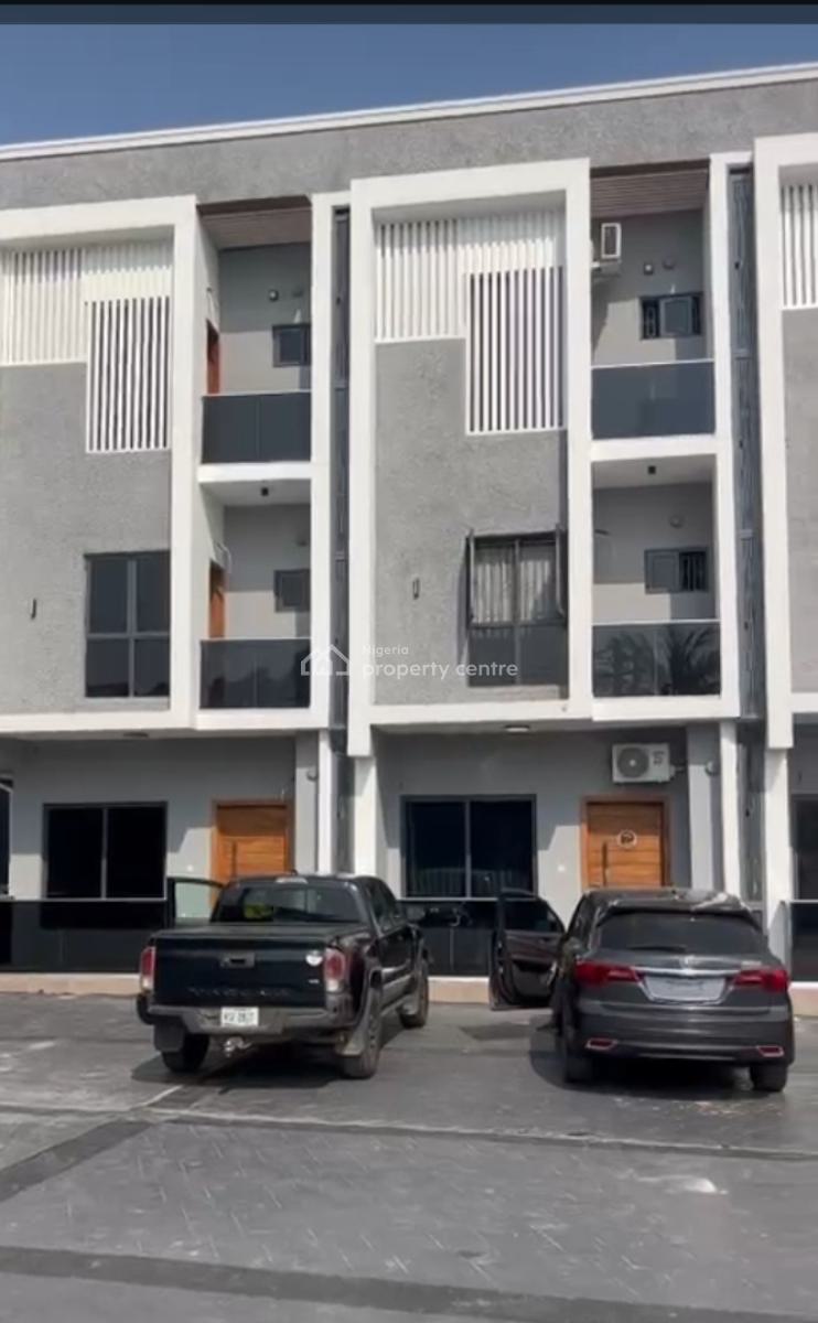 4 Bedroom Terrace, Gra Phase 2, Magodo, Lagos, Terraced Duplex for Sale