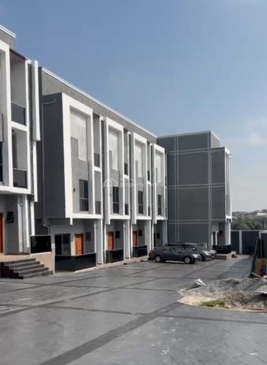 4 Bedroom Terrace, Gra Phase 2, Magodo, Lagos, Terraced Duplex for Sale