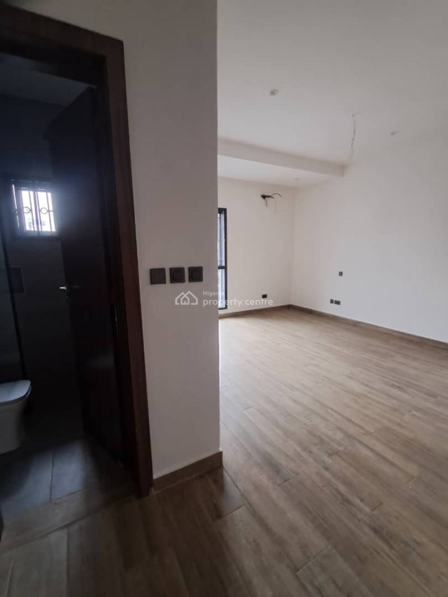 4 Bedroom Terrace, Gra Phase 2, Magodo, Lagos, Terraced Duplex for Sale