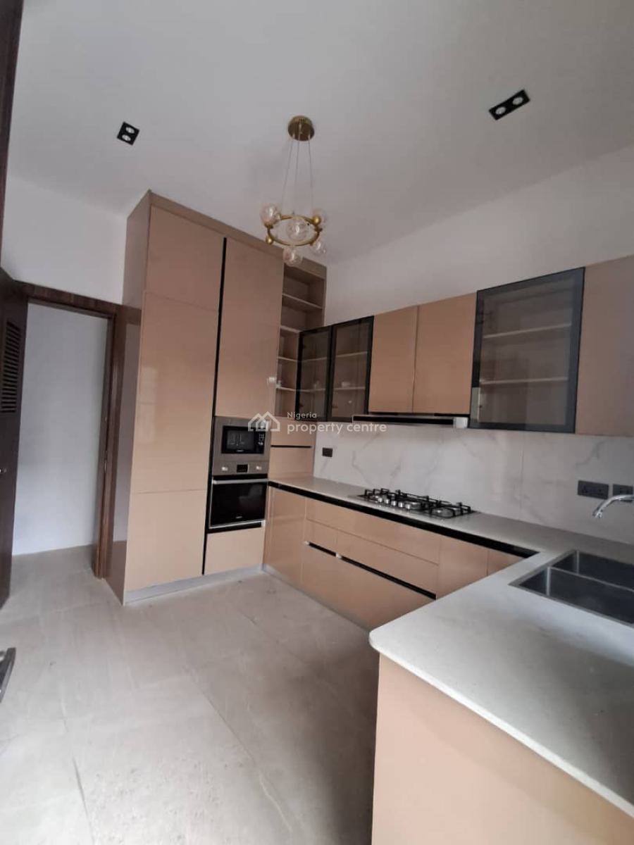 4 Bedroom Terrace, Gra Phase 2, Magodo, Lagos, Terraced Duplex for Sale