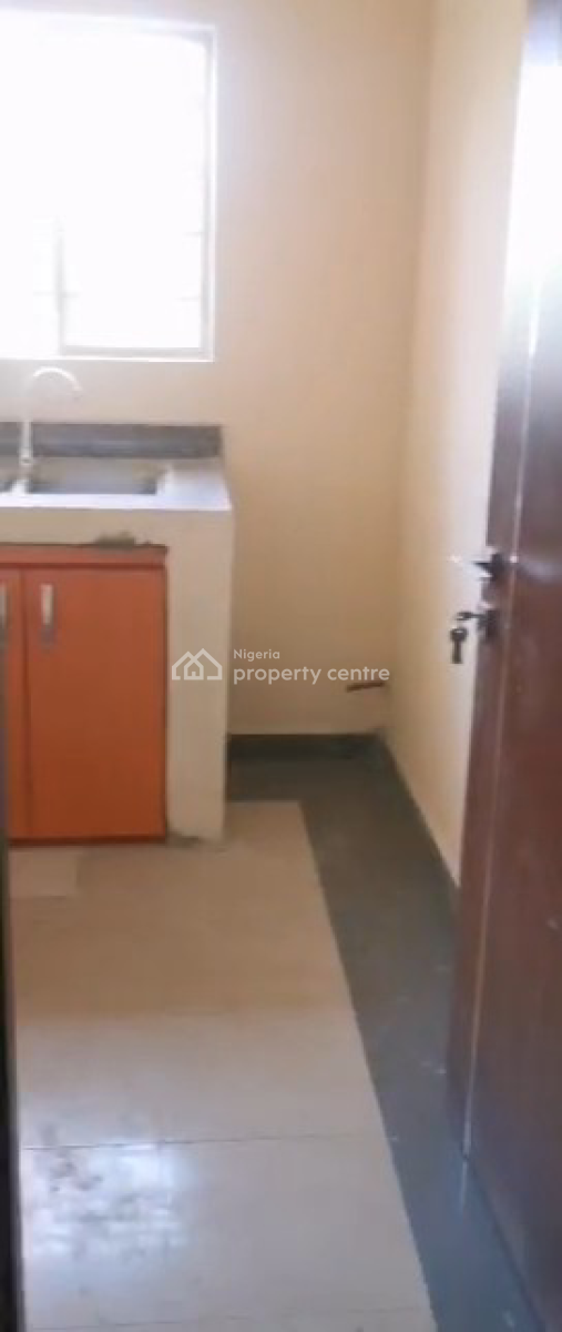 Mini Flat, Lekki Phase 2, Lekki, Lagos, Mini Flat (room and Parlour) for Rent
