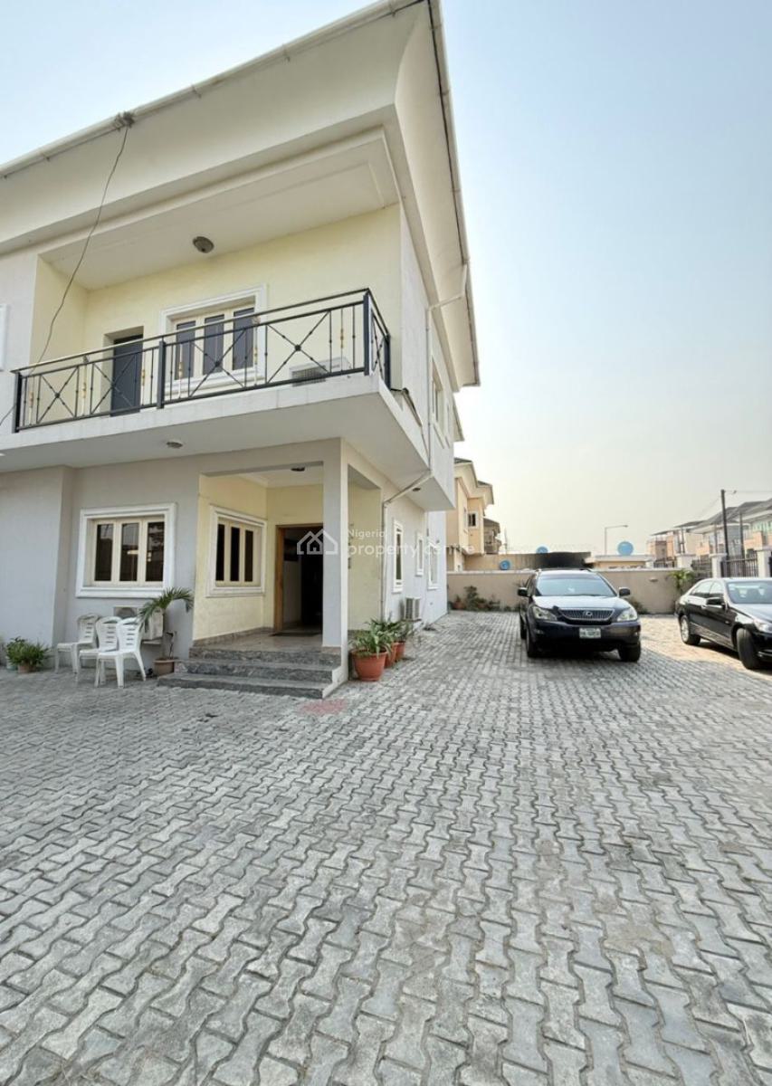 Commercial 5 Bedroom Semi Detached House with Bq, Self Compound, Lekki Right Side, Lekki, Lagos, House for Rent