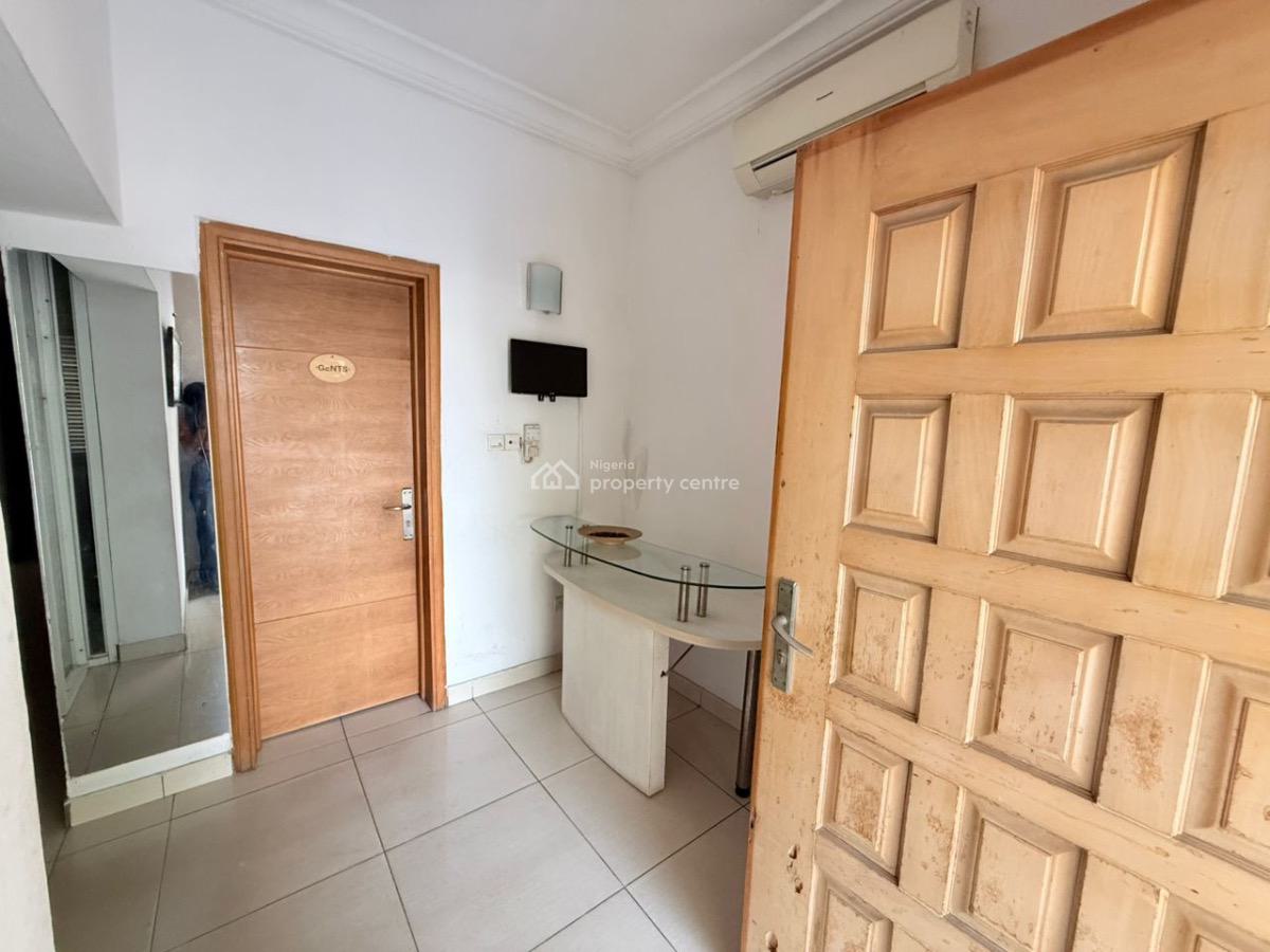 5 Bedrooms Semi Detached with Bq, Lekki Phase 1, Lekki, Lagos, Semi-detached Duplex for Rent