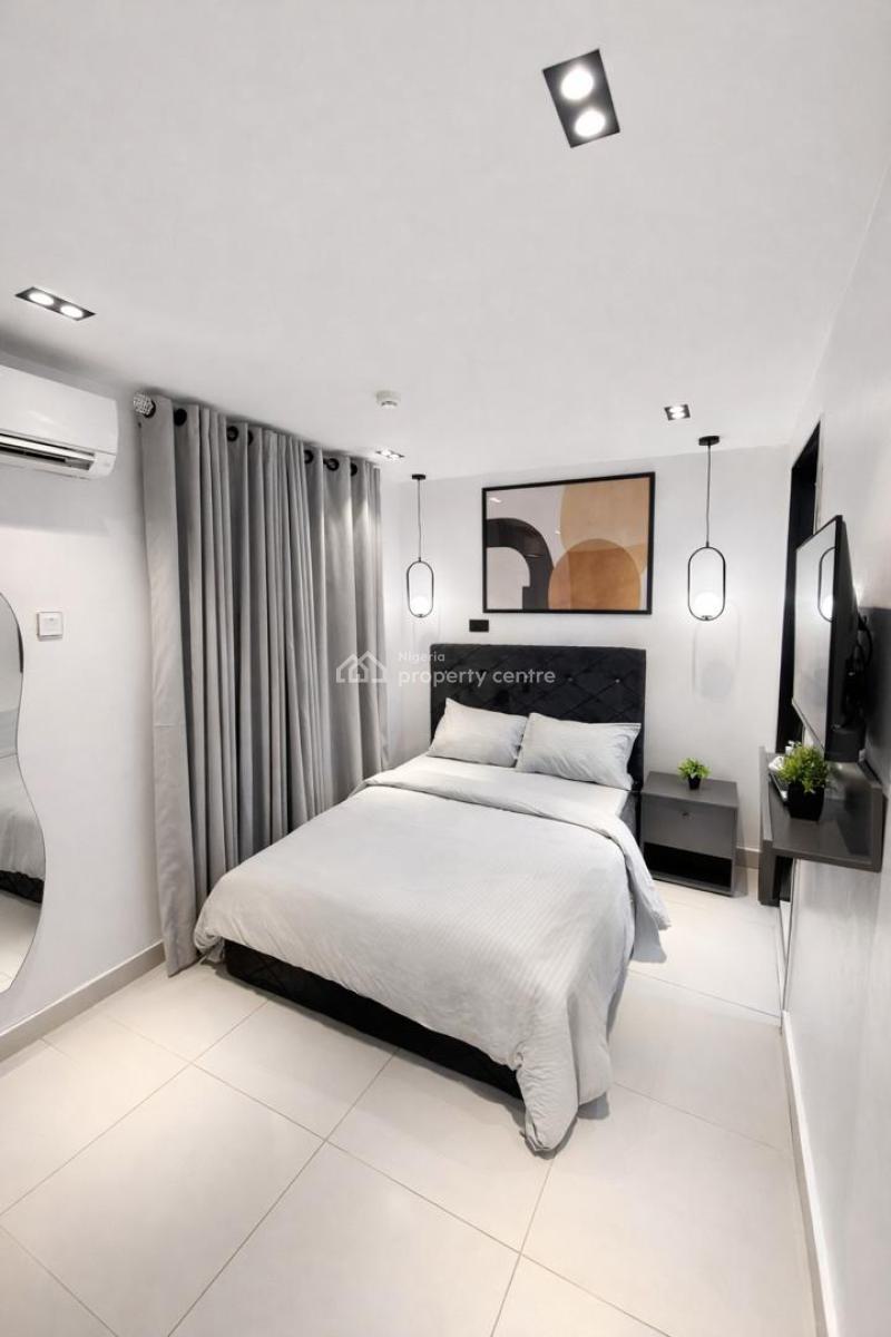 Charming Ensuite Studio Unit with Pool and Tennis Court, Ikoyi, Lagos, Flat / Apartment Short Let
