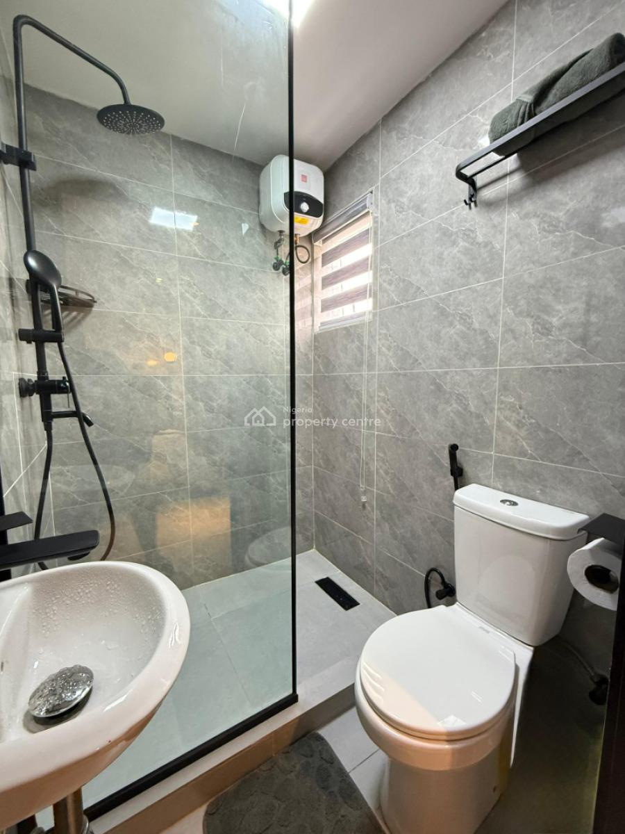 Charming Ensuite Studio Unit with Pool and Tennis Court, Ikoyi, Lagos, Flat / Apartment Short Let