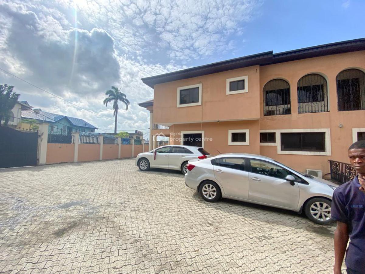 Unique 6 Bedrooms Detached House in a Beautiful Environment, Gbagada, Lagos, Detached Duplex for Rent