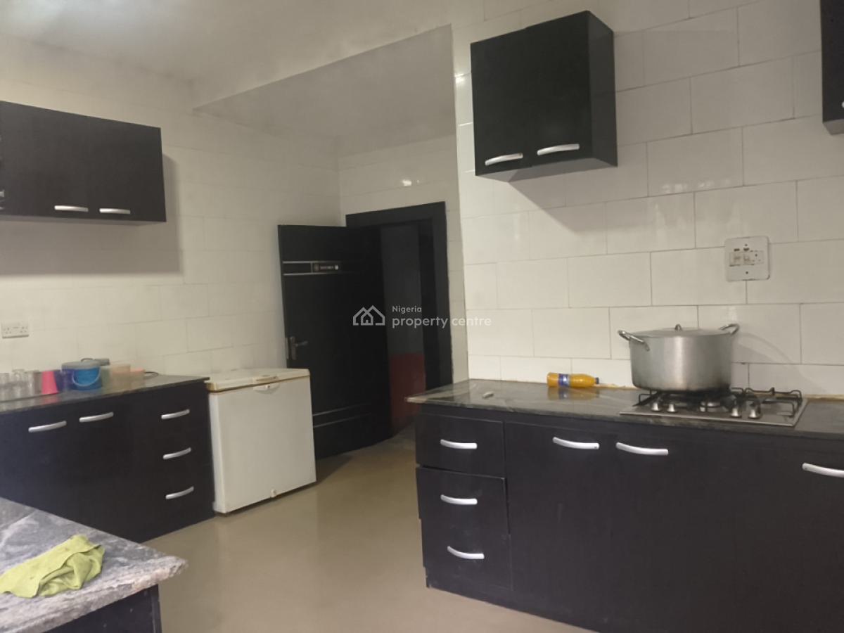 Modern 15 Rooms Hotel, Fagbile - Jakande, Isheri, Lagos, Hotel / Guest House for Sale