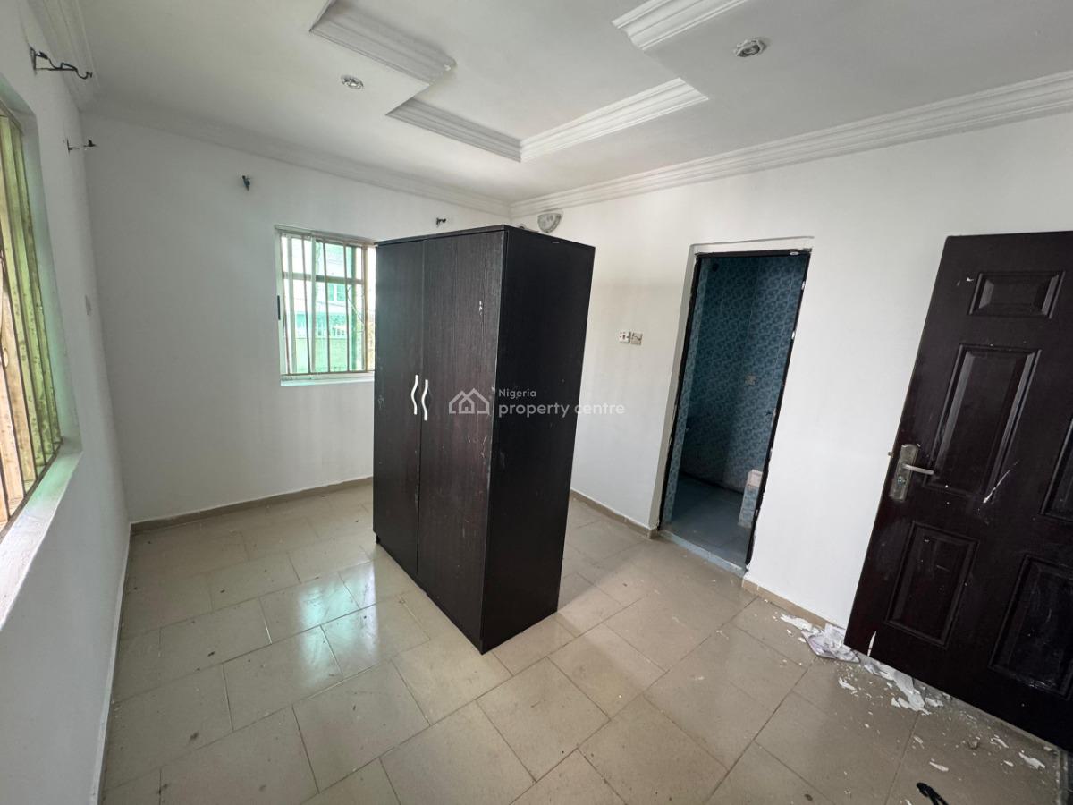 Spacious 3 Bedroom Apartment, Serene and Secured Area, Ologolo, Lekki, Lagos, Flat / Apartment for Rent