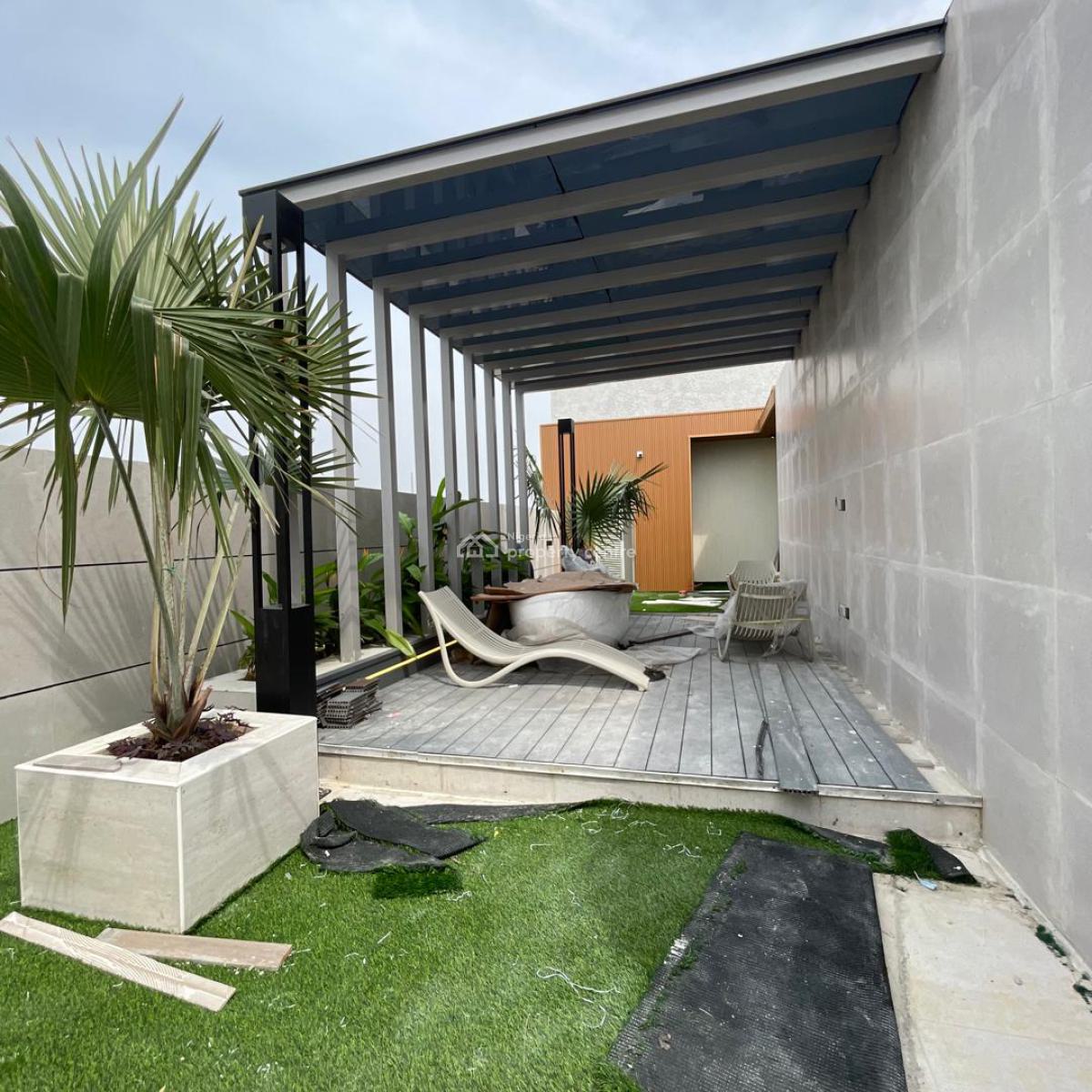 Newly Built 2 Bedroom Penthouse with Swimming Pool, Elevator, Rooftop, Lekki Phase 1, Lekki, Lagos, Block of Flats for Sale