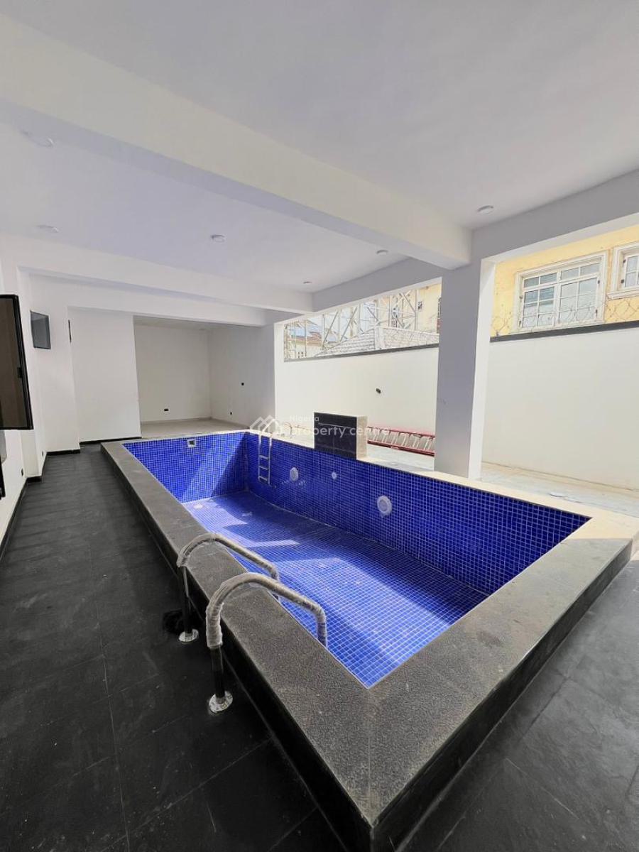 2 Bedroom Apartment in a Lovely Area, Ologolo, Lekki, Lagos, Flat / Apartment for Sale