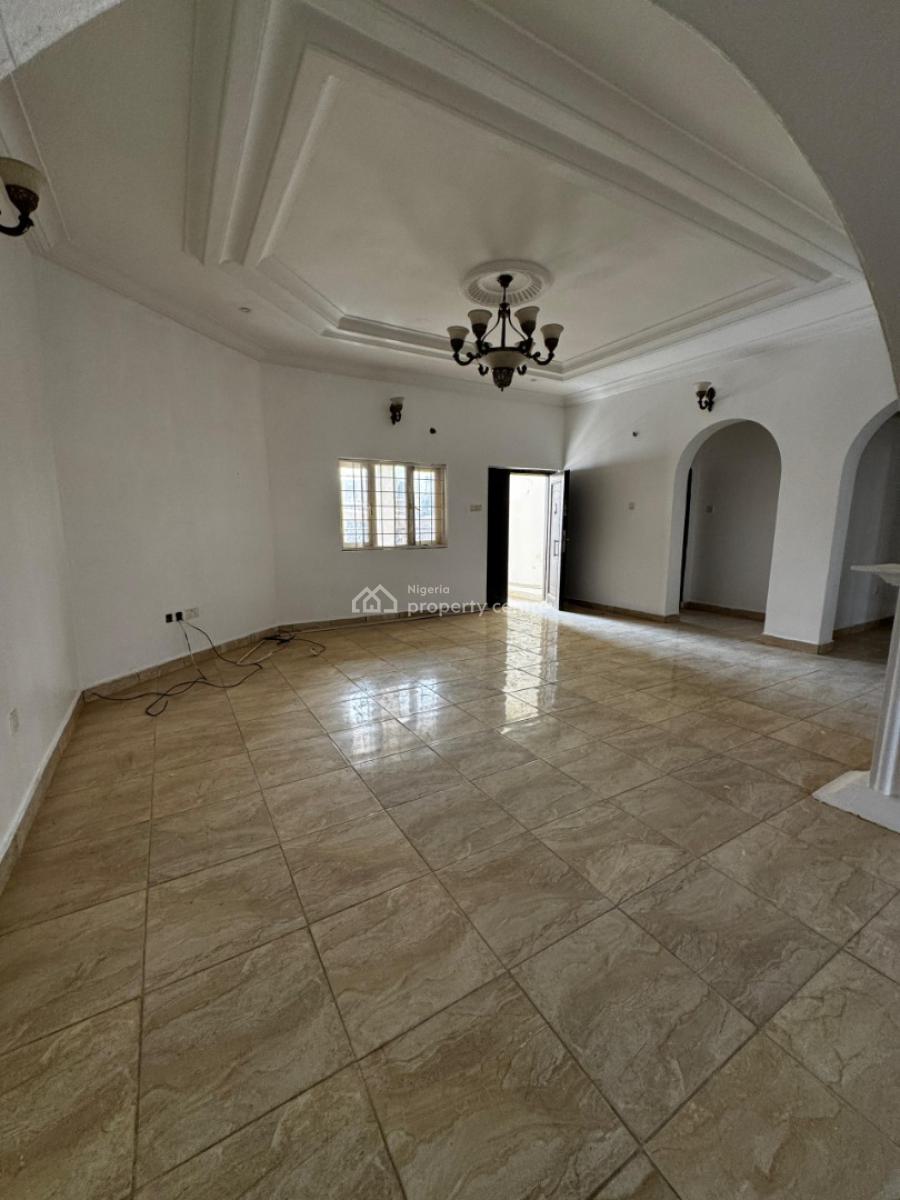 Renovated 3 Bedrooms Flat, Jahi, Abuja, Flat / Apartment for Rent